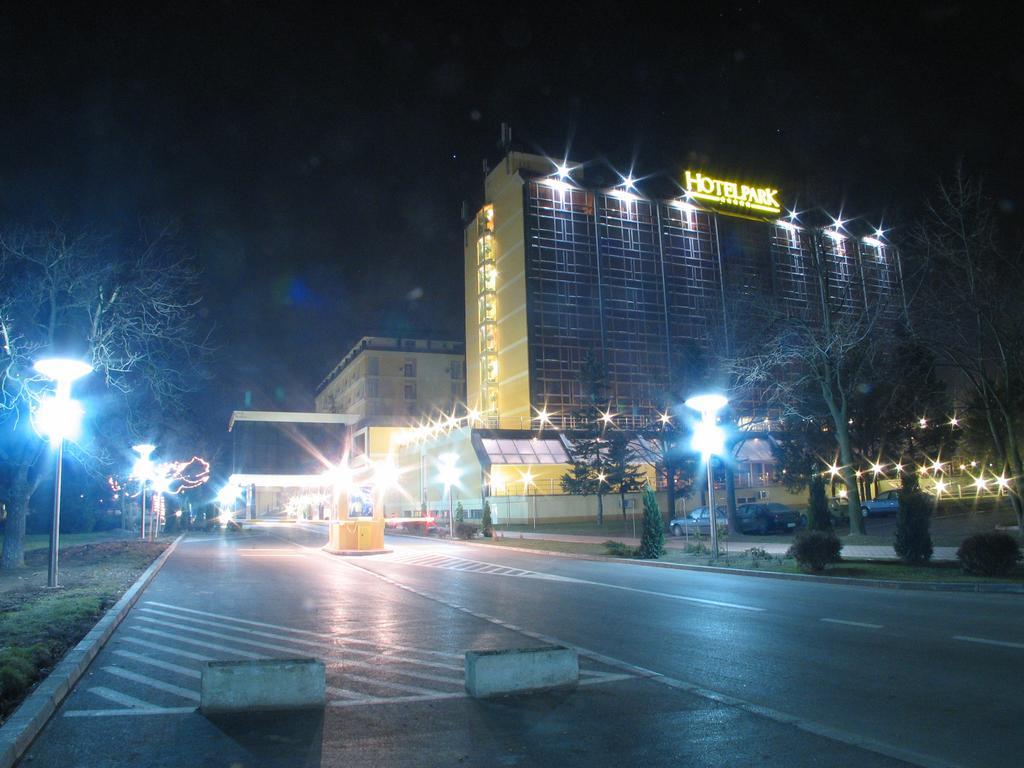 Hotel Park Novi Sad Exterior photo